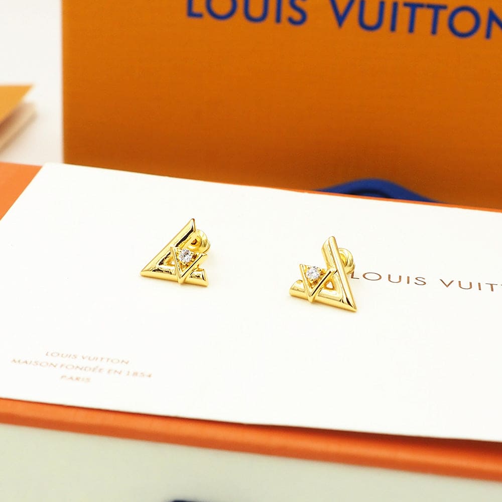 Louis Vuitton Volt One 18K Gold Earrings product image 5, provided for visual reference and product detail review