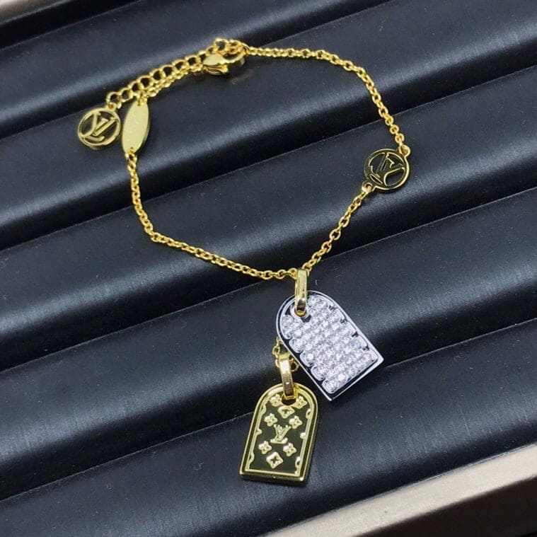 Louis Vuitton Nanogram 18K Gold Bracelet product image 4, provided for visual reference and product detail review