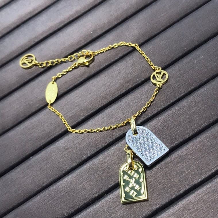 Louis Vuitton Nanogram 18K Gold Bracelet product image 7, provided for visual reference and product detail review