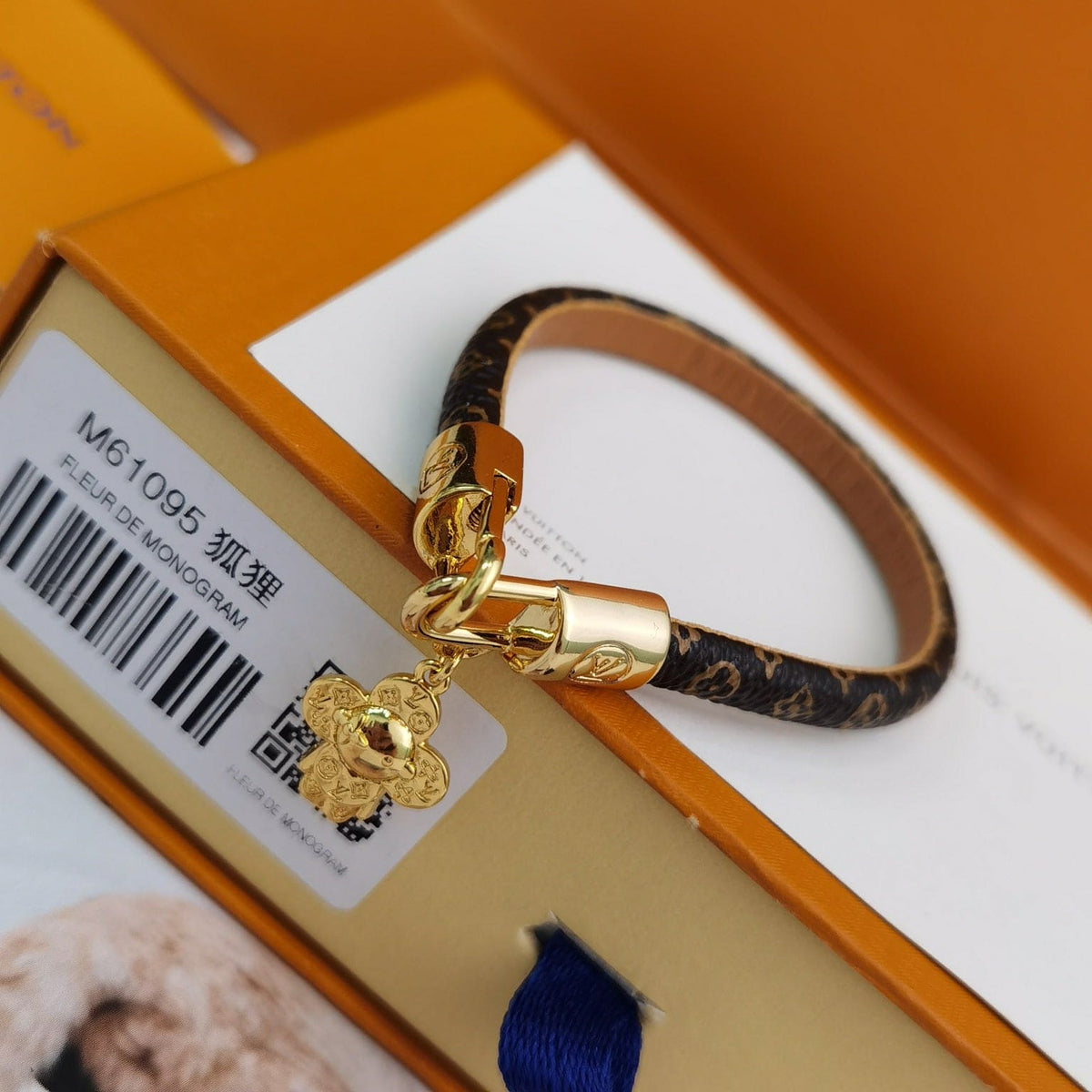 Louis Vuitton Vivienne 18K Gold Bracelet product image 6, provided for visual reference and product detail review