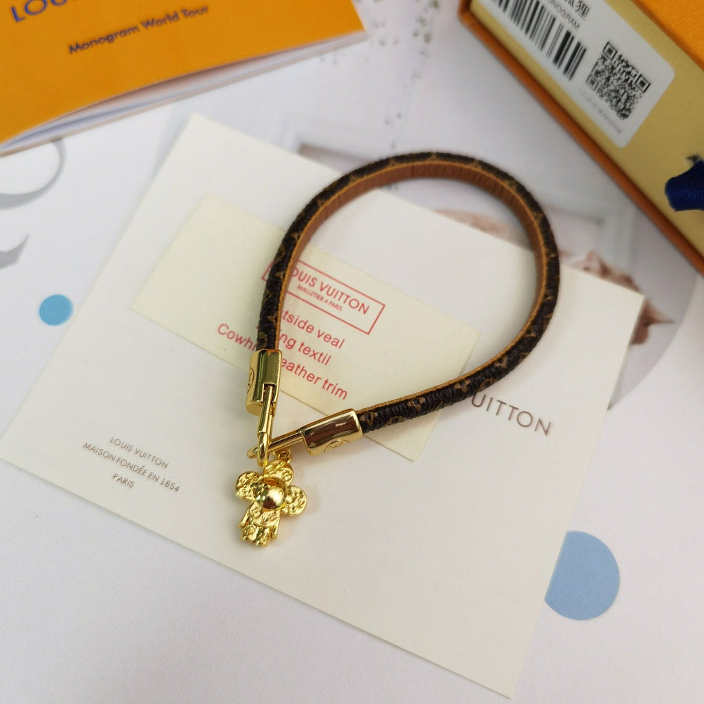 Louis Vuitton Vivienne 18K Gold Bracelet product image 7, provided for visual reference and product detail review