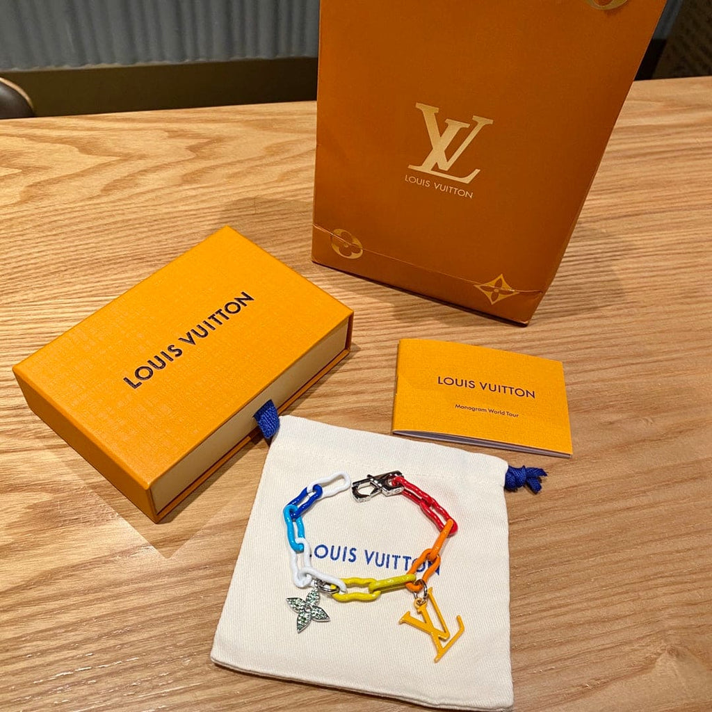 Louis Vuitton Rainbow Ceramic Chain 18K Gold Bracelet product image 2, provided for visual reference and product detail