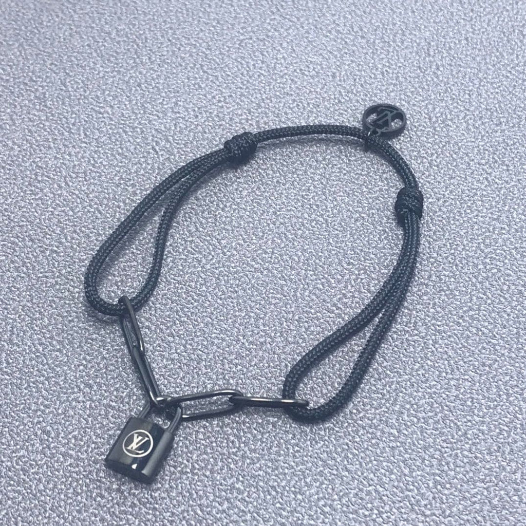 Louis Silver Lockit Titanium Bracelet product image 4, provided for visual reference and product detail review
