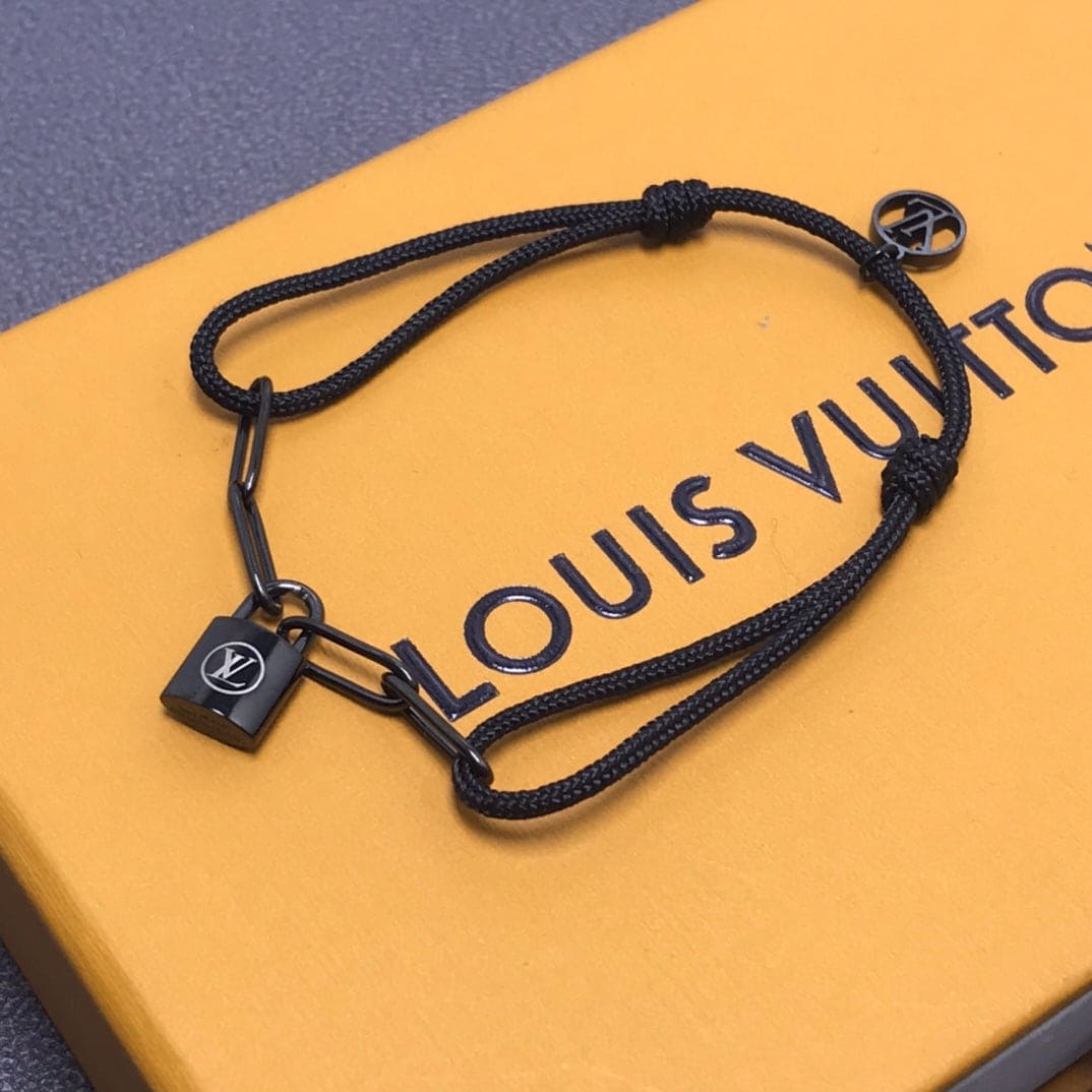 Louis Silver Lockit Titanium Bracelet product image 5, provided for visual reference and product detail review