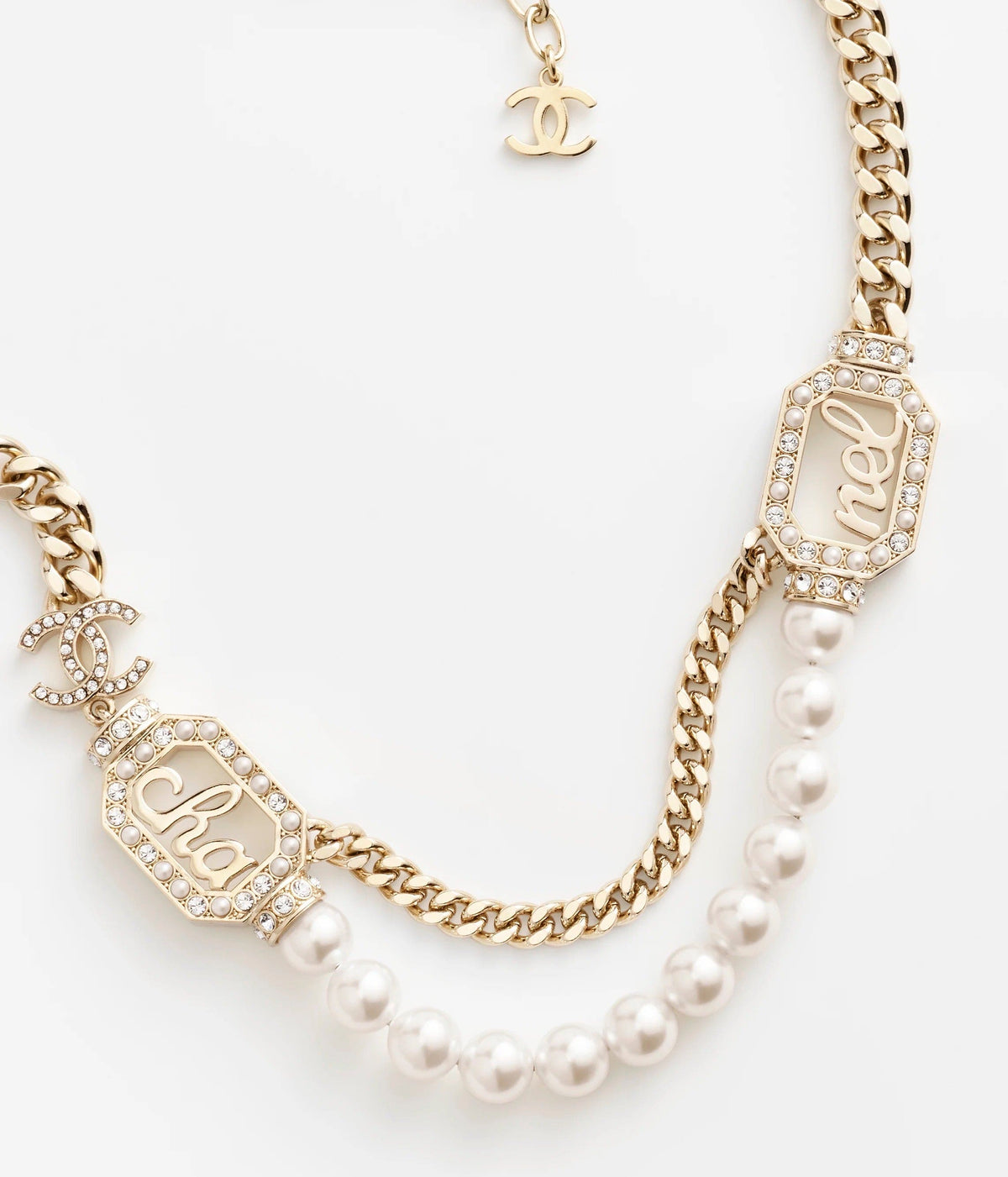 Chanel Diamonds 18K Gold Necklace product image 3, provided for visual reference and product detail review