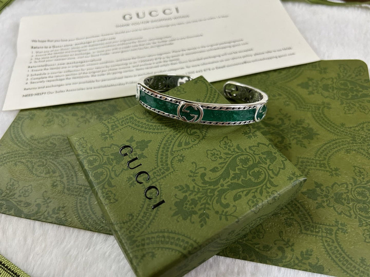Double Gucci Interlocking Gucci Bangle Bracelet product image 6, provided for visual reference and product detail review