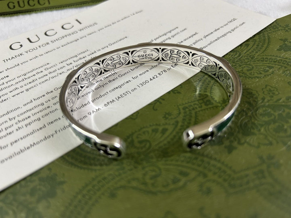 Double Gucci Interlocking Gucci Bangle Bracelet product image 7, provided for visual reference and product detail review