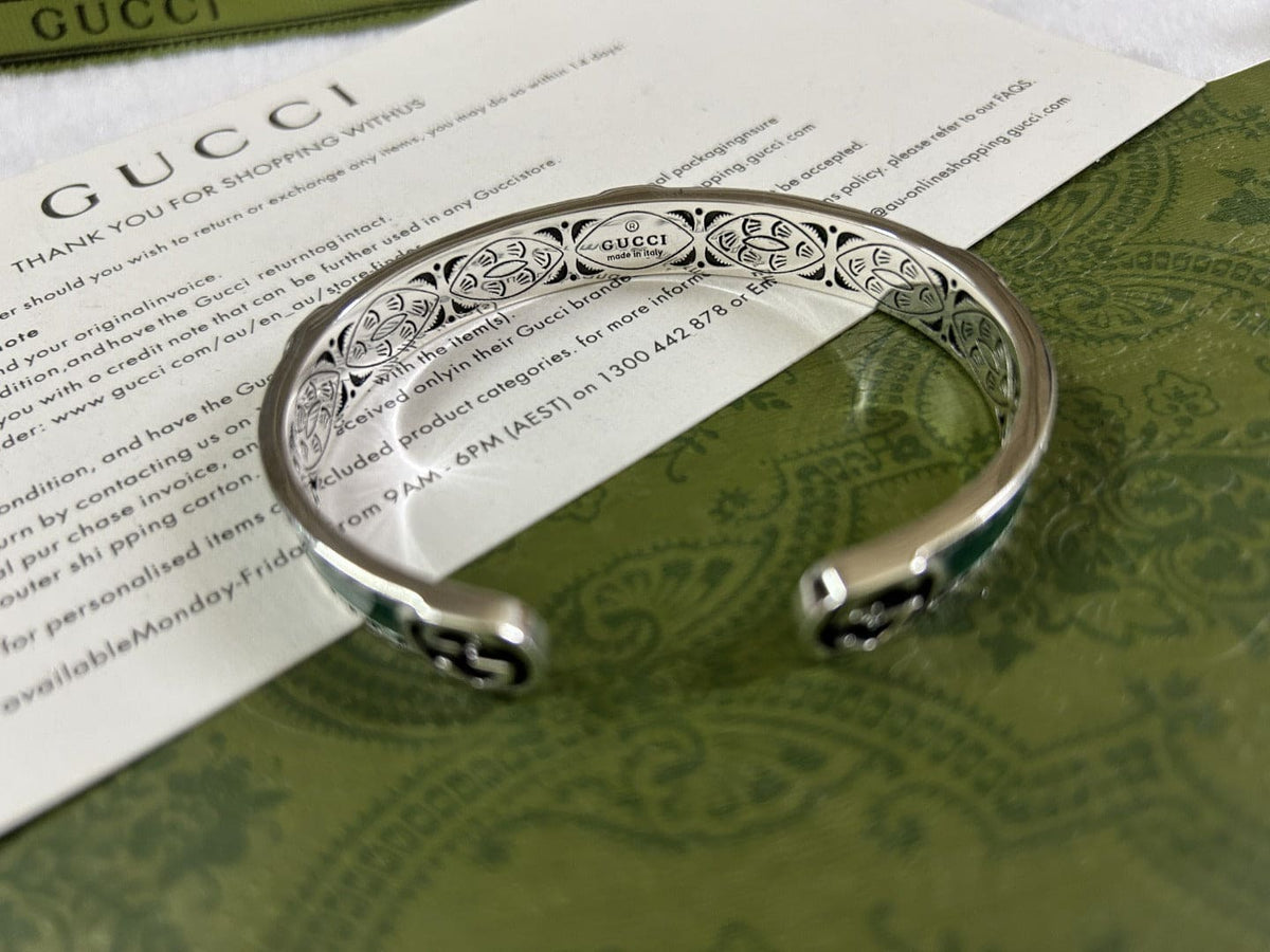 Double Gucci Interlocking Gucci Bangle Bracelet product image 7, provided for visual reference and product detail review