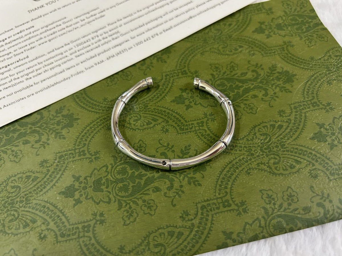 Double Gucci Bamboo Bangle Bracelet product image 6, provided for visual reference and product detail review