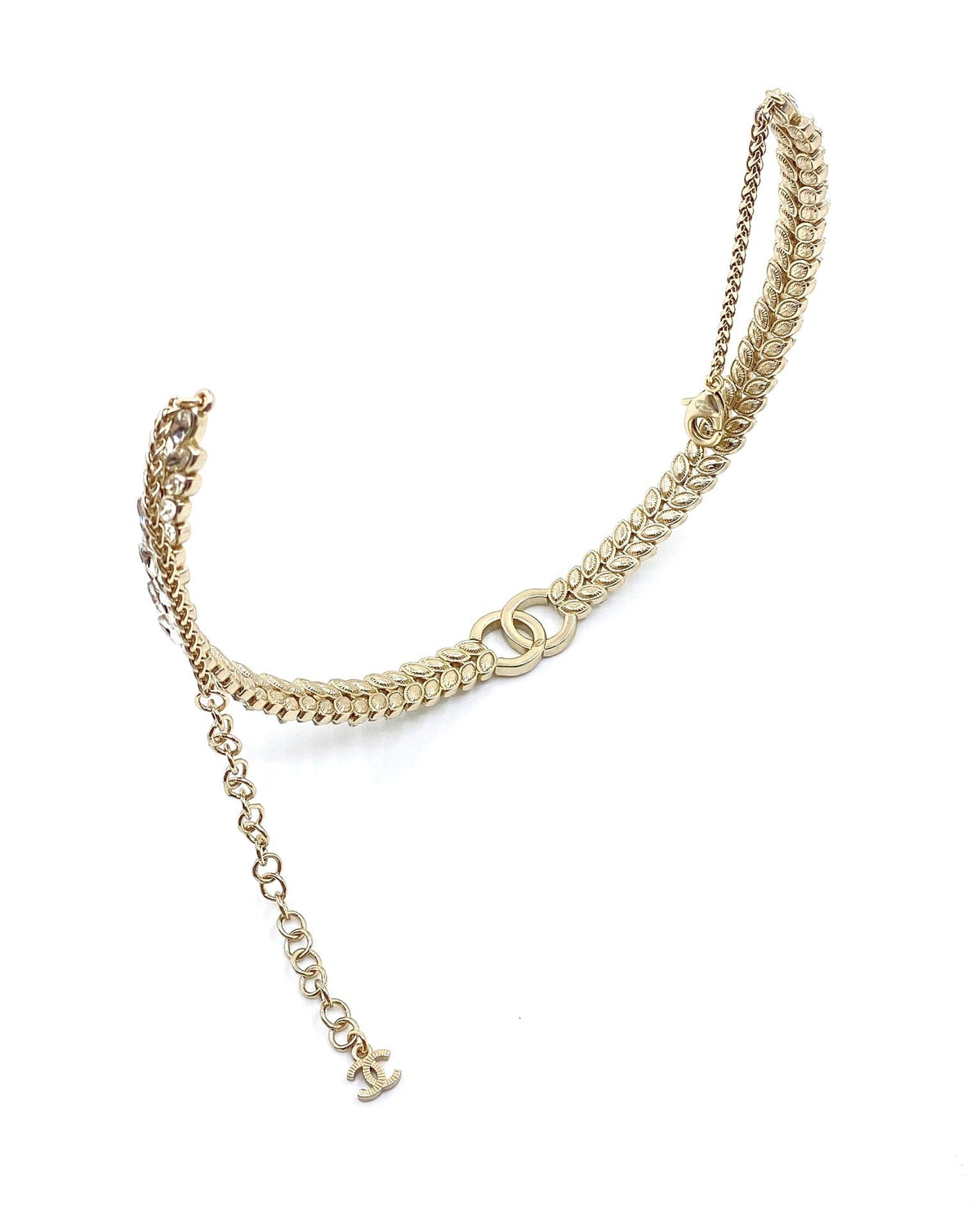 Chanel Chain Choker Diamonds 18K Gold Necklace product image 5, provided for visual reference and product detail review