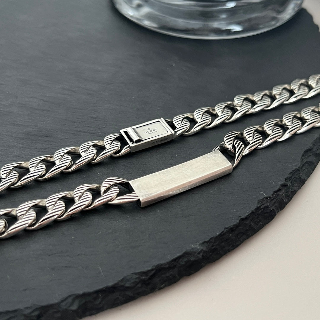 Double Gucci Logo Enamel Chain Necklace product image 7, provided for visual reference and product detail review
