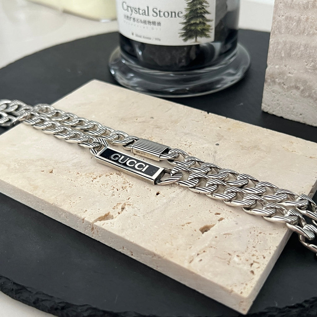 Double Gucci Logo Enamel Chain Necklace product image 12, provided for visual reference and product detail review