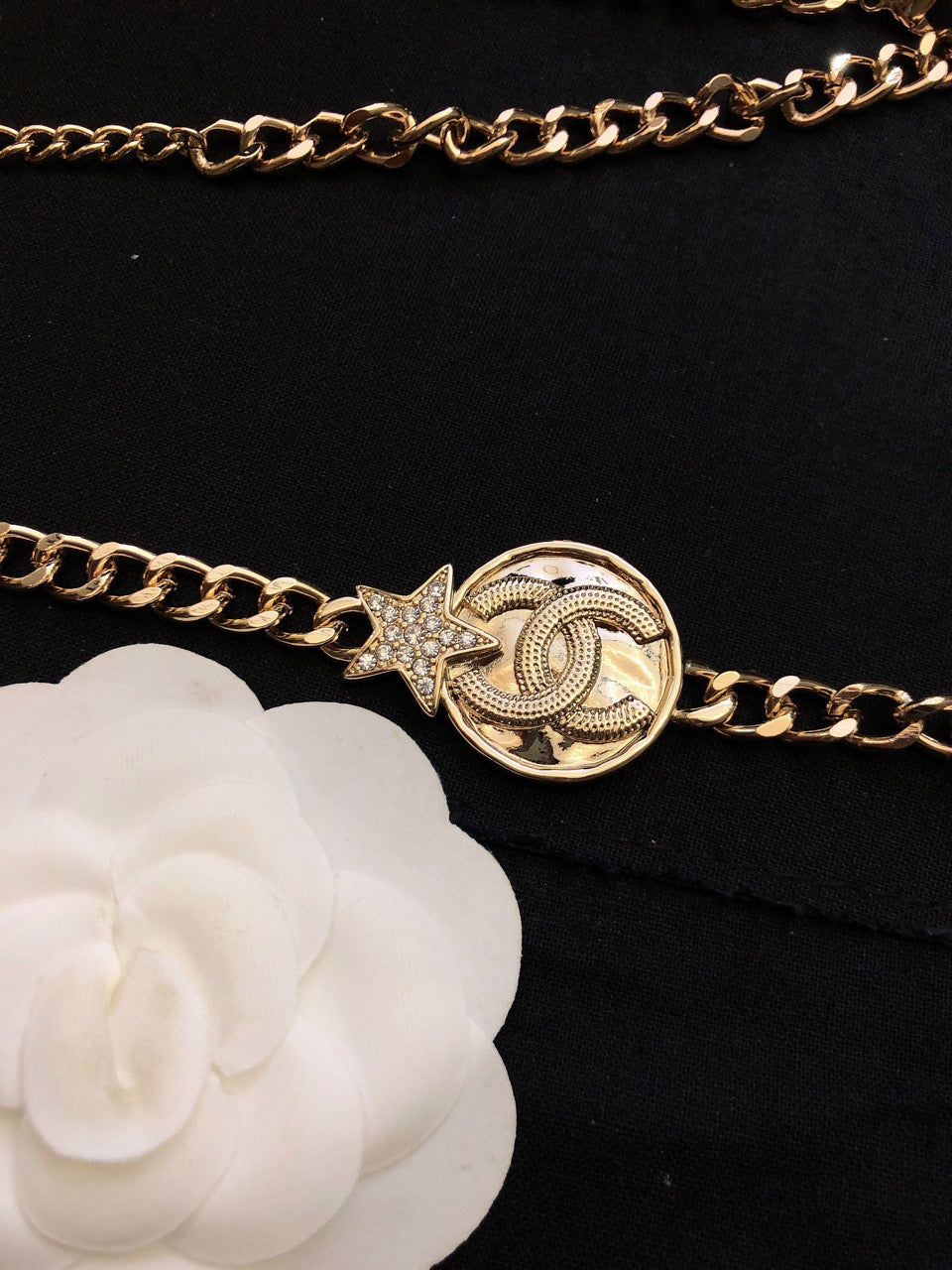 Chanel Rhinestone Star Chain 18K Gold Necklace product image 5, provided for visual reference and product detail review