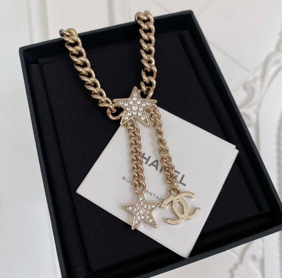 Chanel Rhinestone Star Chain 18K Gold Necklace product image 5, provided for visual reference and product detail review