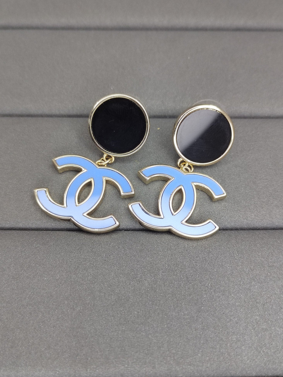 Chanel Classic Blue Dangle 18K Gold Earrings product image 3, provided for visual reference and product detail review