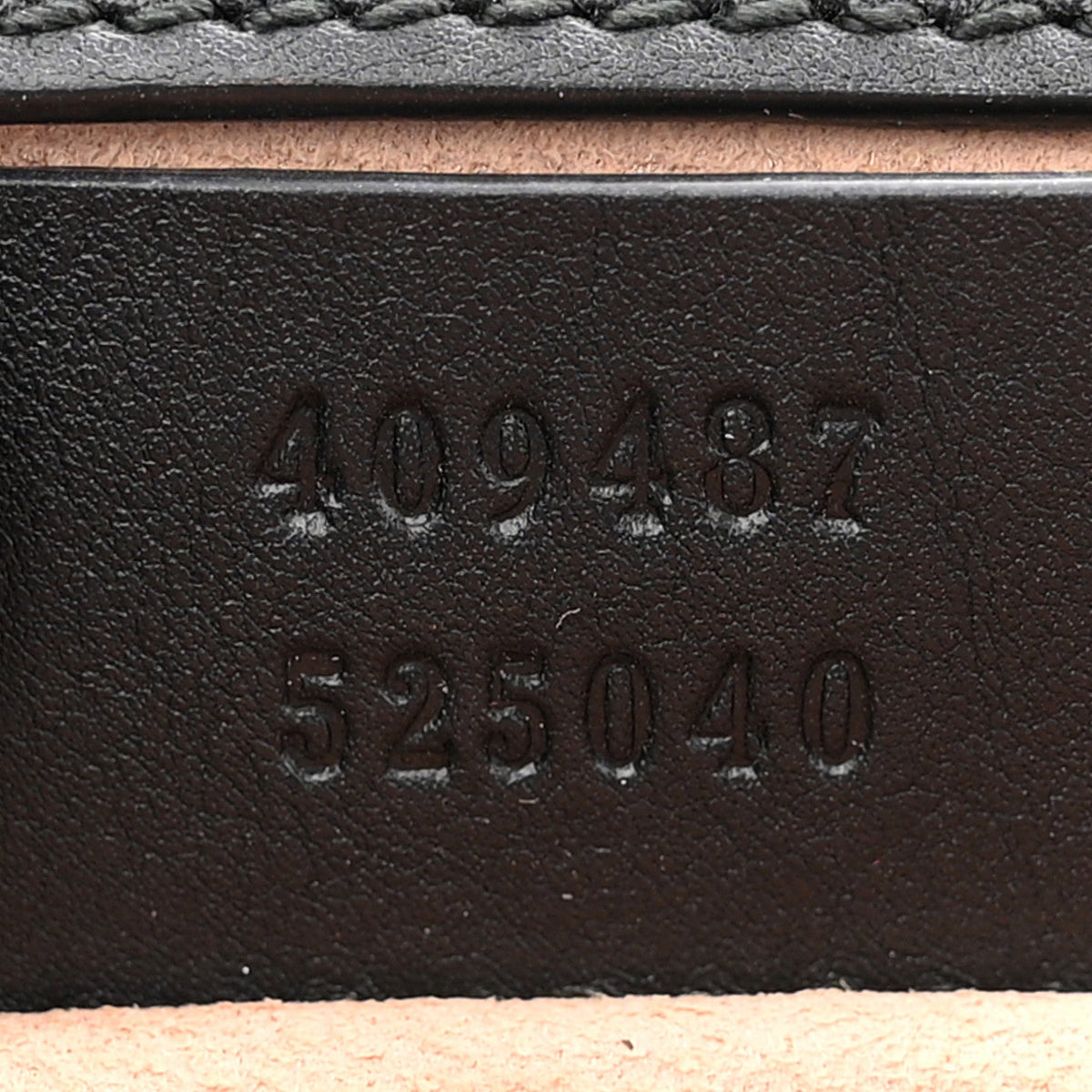 GG Supreme Monogram Bees Small Padlock Shoulder Bag Black product image 7, provided for visual reference and product detail