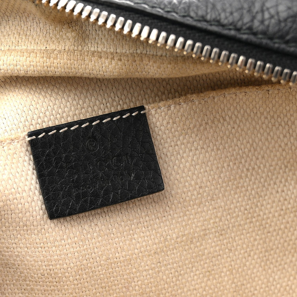 Pebbled Calfskin Small Soho Disco Bag Black product image 6, provided for visual reference and product detail review