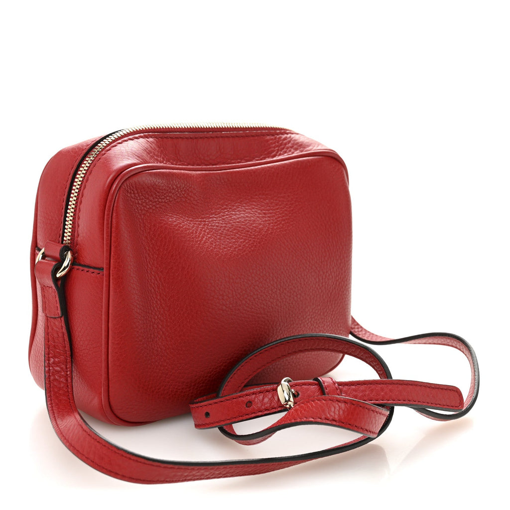Pebbled Calfskin Small Soho Disco Bag Tabasco Red product image 3, provided for visual reference and product detail review