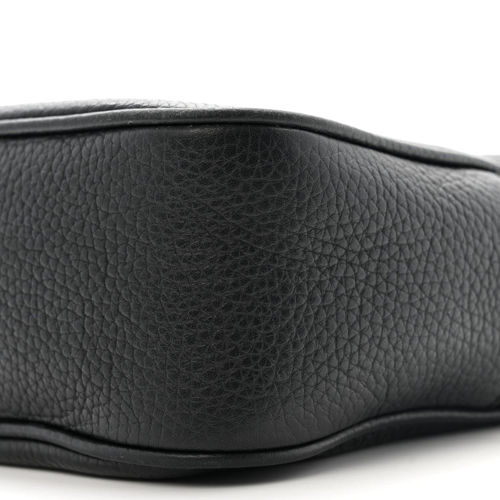 Pebbled Calfskin Small Soho Disco Bag Black product image 11, provided for visual reference and product detail review