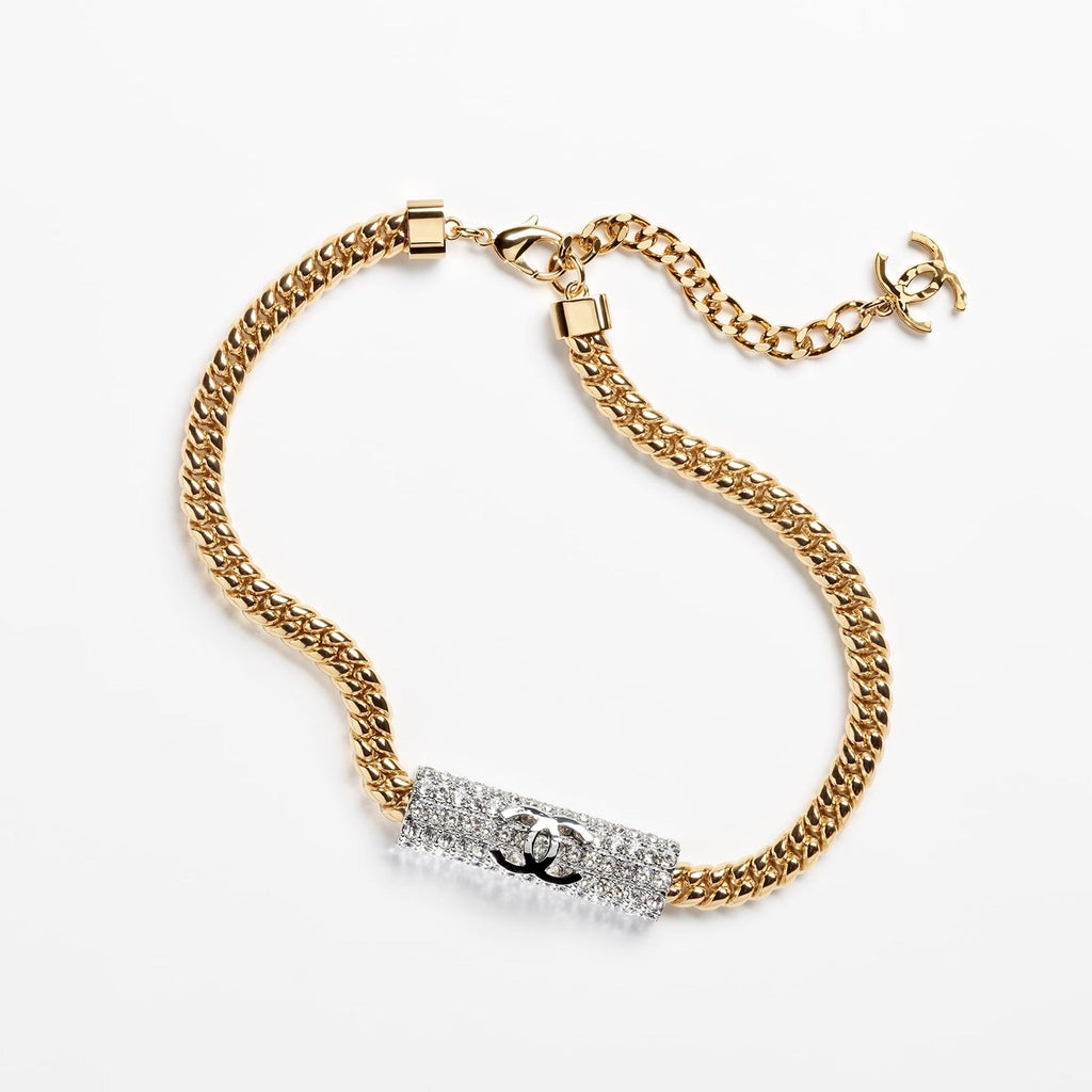 Chanel Diamonds Chain 18K Gold Necklace product image 1, provided for visual reference and product detail review