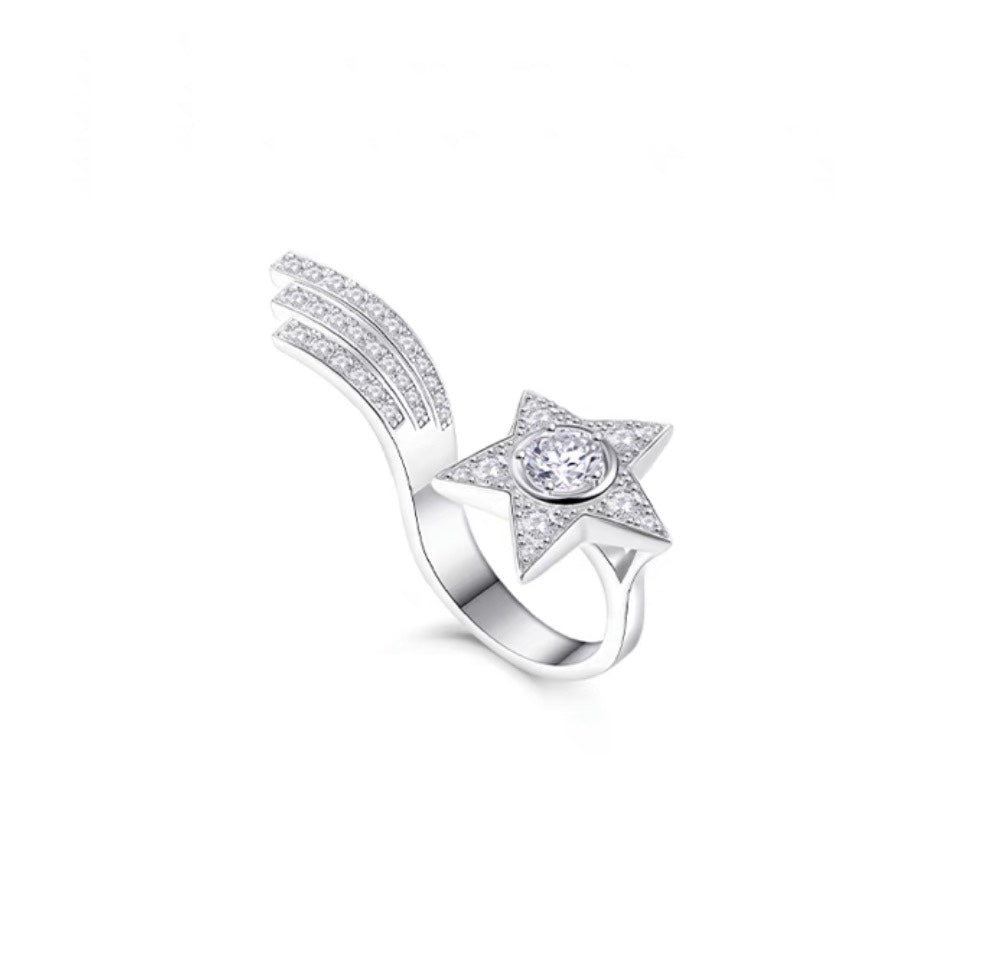 Chanel Comete Diamonds 18K Gold Ring product image 1, provided for visual reference and product detail review