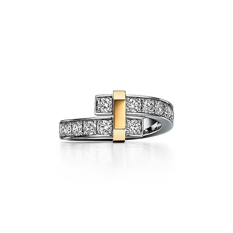 Tiffany Edge Bypass 18K Gold Ring product image 1, provided for visual reference and product detail review