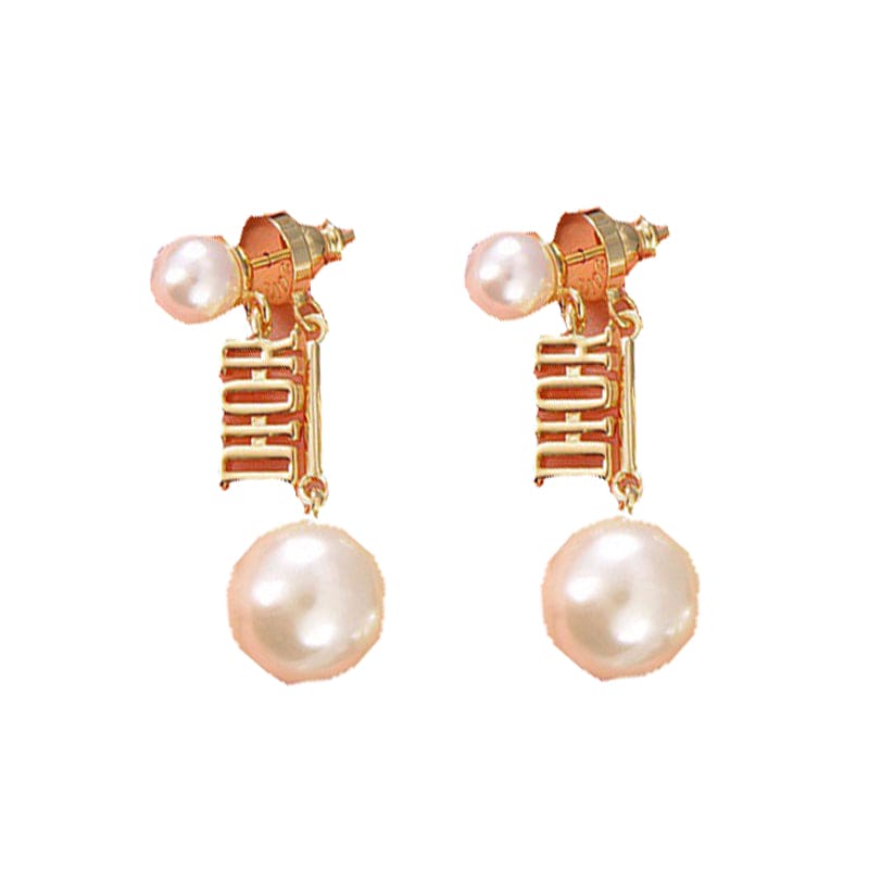 Dior Tribales Clip 18K Gold Earrings product image 1, provided for visual reference and product detail review