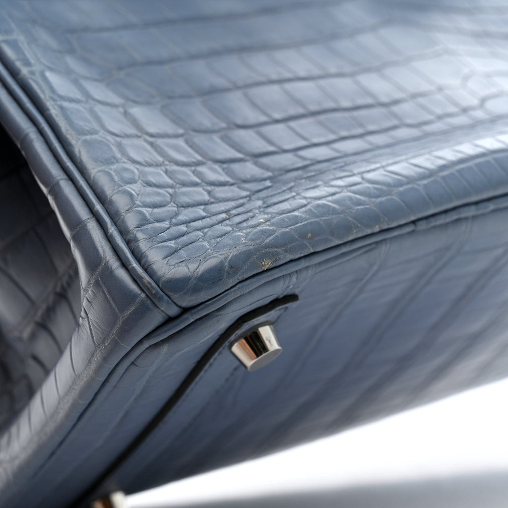 Matte Porosus Crocodile Birkin 30 Bleu Brighton product image 28, provided for visual reference and product detail review