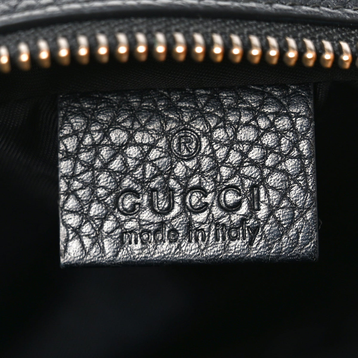 Pebbled Calfskin Small Soho Disco Bag Black product image 6, provided for visual reference and product detail review