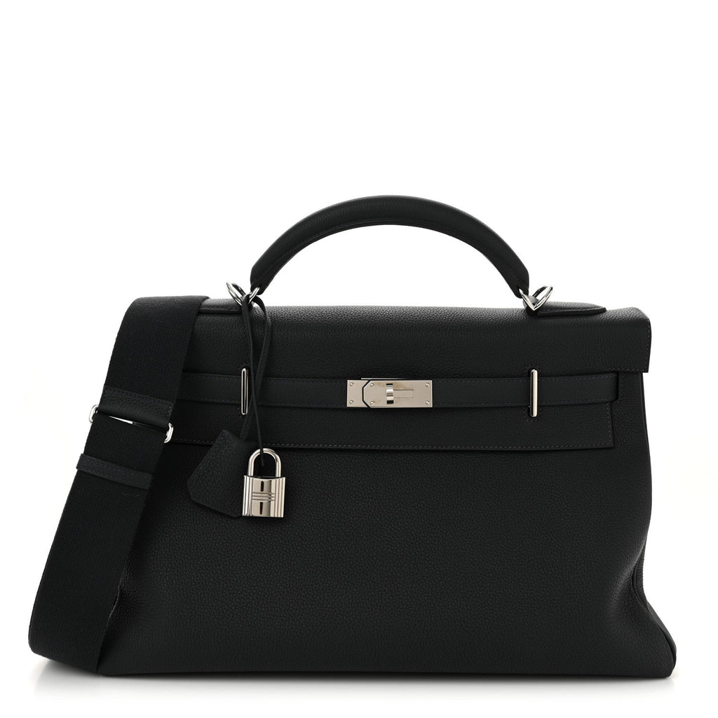 Togo Maxi Kelly Retourne 42 Caban product image 1, provided for visual reference and product detail review