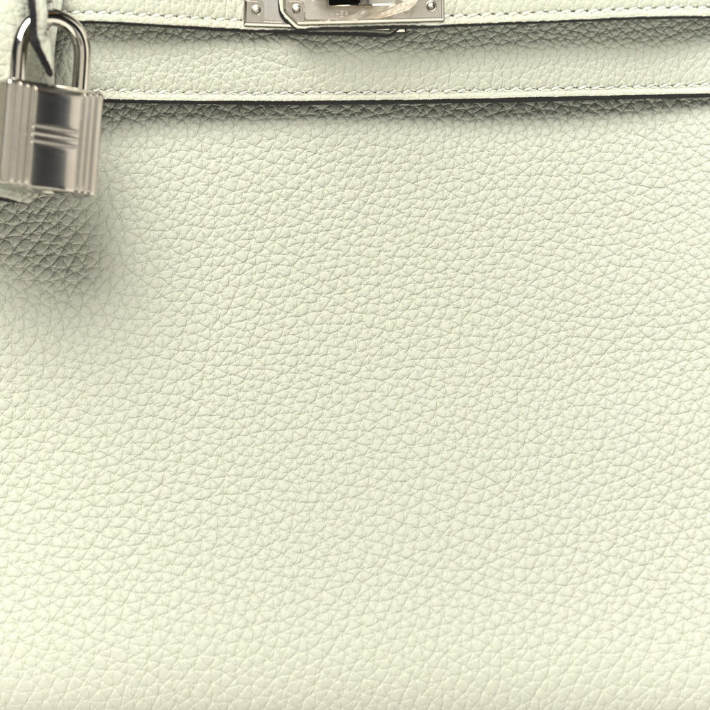 Togo Kelly Retourne 25 Gris Neve product image 8, provided for visual reference and product detail review
