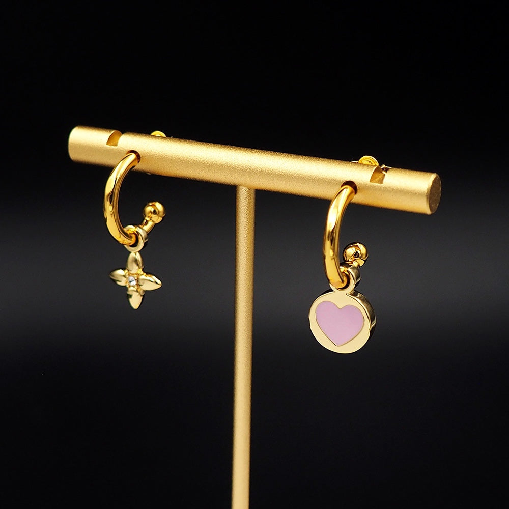 Louis Vuitton Iconic Heart 18K Gold Earrings product image 6, provided for visual reference and product detail review
