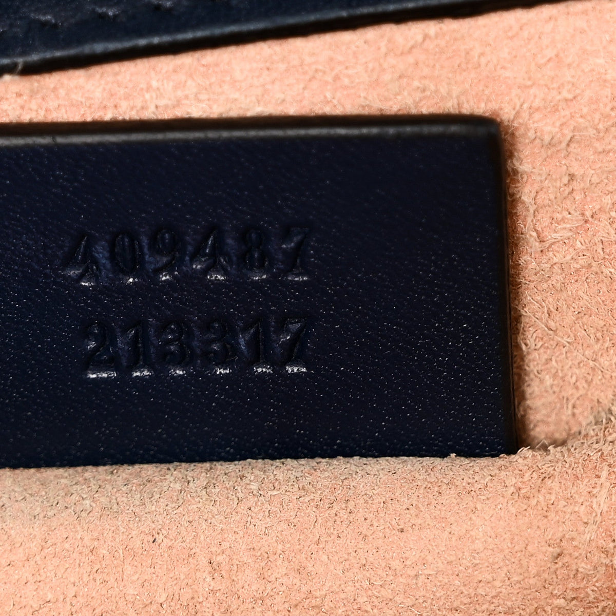 Guccissima Small Padlock Shoulder Bag Blue Agata product image 7, provided for visual reference and product detail review