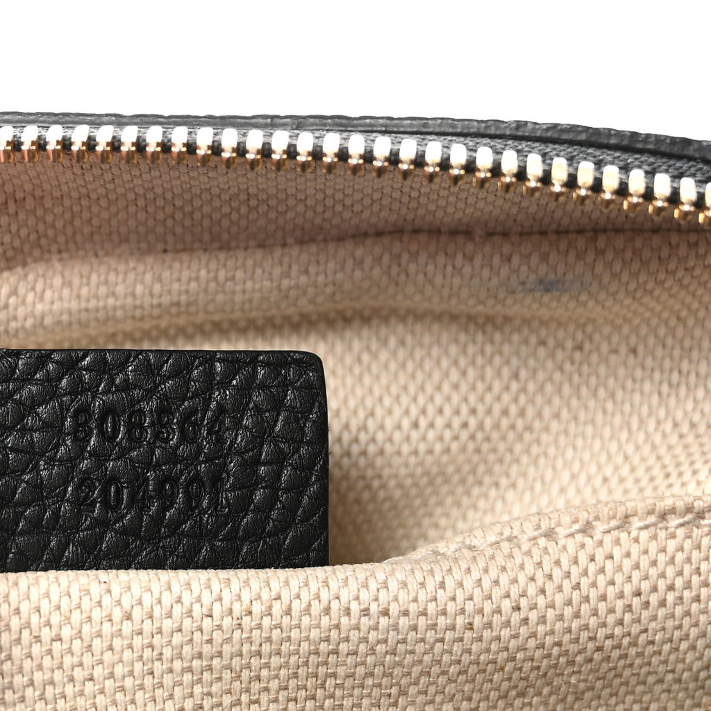 Pebbled Calfskin Small Soho Disco Bag Black product image 7, provided for visual reference and product detail review