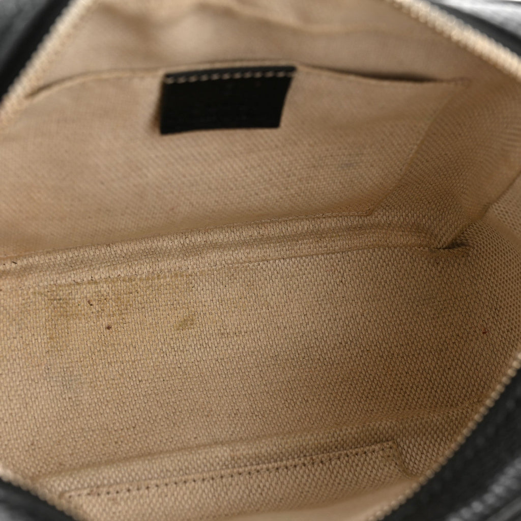 Pebbled Calfskin Small Soho Disco Bag Black product image 5, provided for visual reference and product detail review