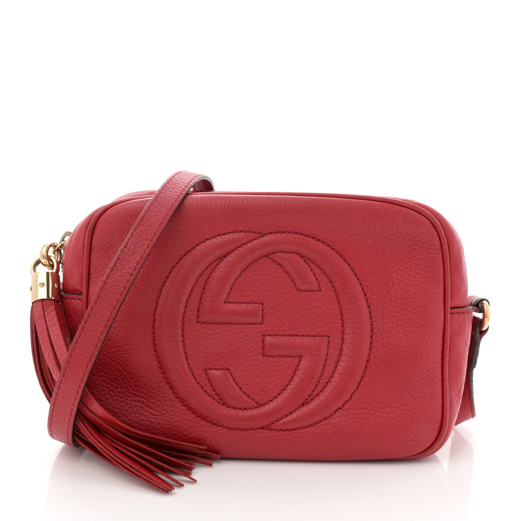 Pebbled Calfskin Small Soho Disco Bag Vibrant Red product image 1, provided for visual reference and product detail review