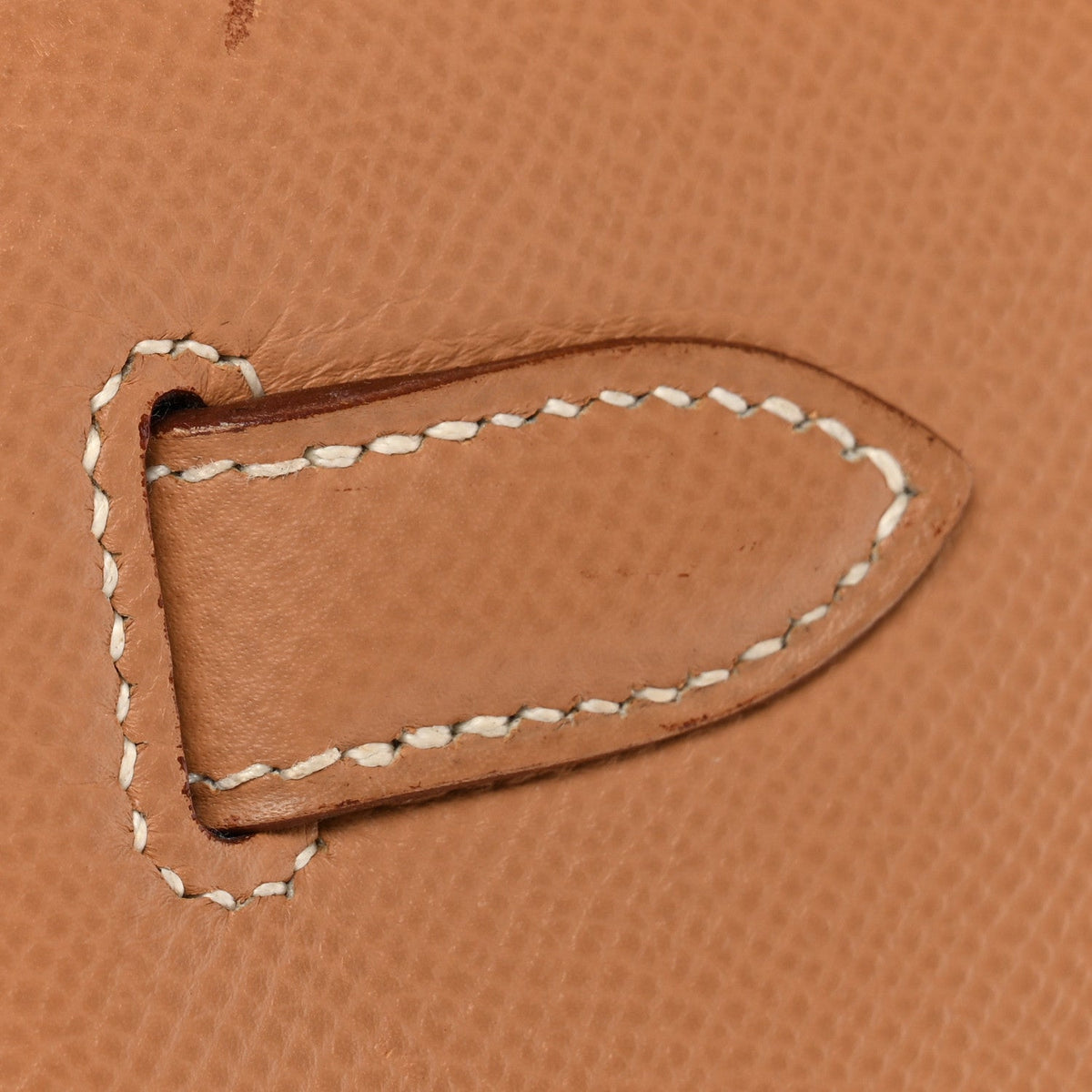 Courchevel Kelly Retourne 28 Camel product image 13, provided for visual reference and product detail review