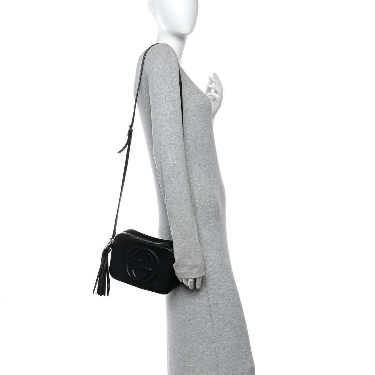 Pebbled Calfskin Small Soho Disco Bag Black product image 2, provided for visual reference and product detail review