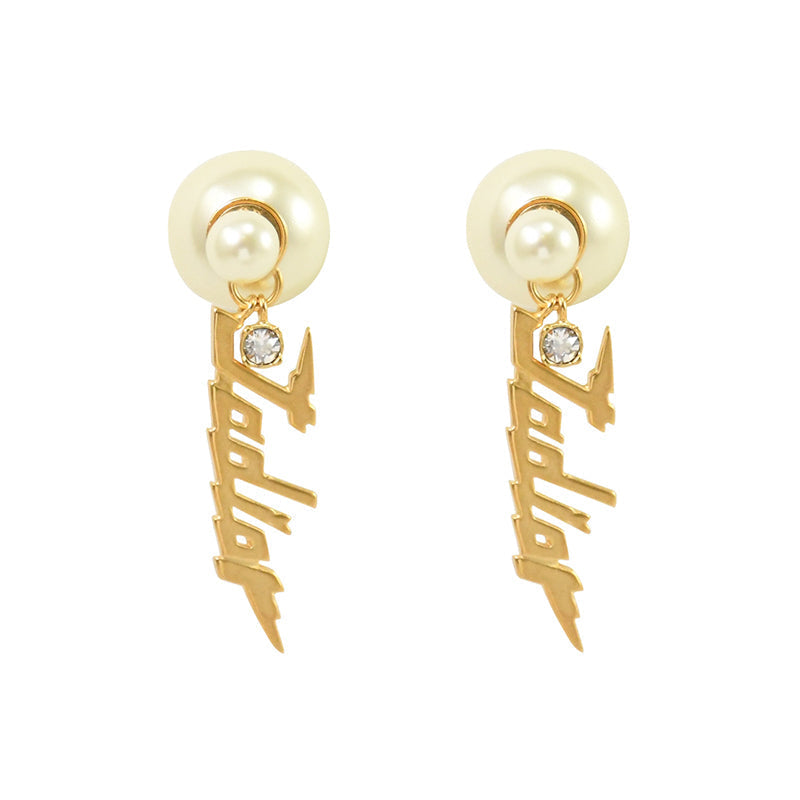 Dior Tribales Vintage 18K Gold Earrings product image 1, provided for visual reference and product detail review