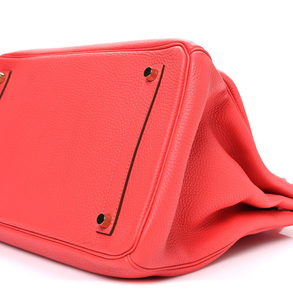 Togo BIRKIN 35 Rouge Pivoine product image 10, provided for visual reference and product detail review