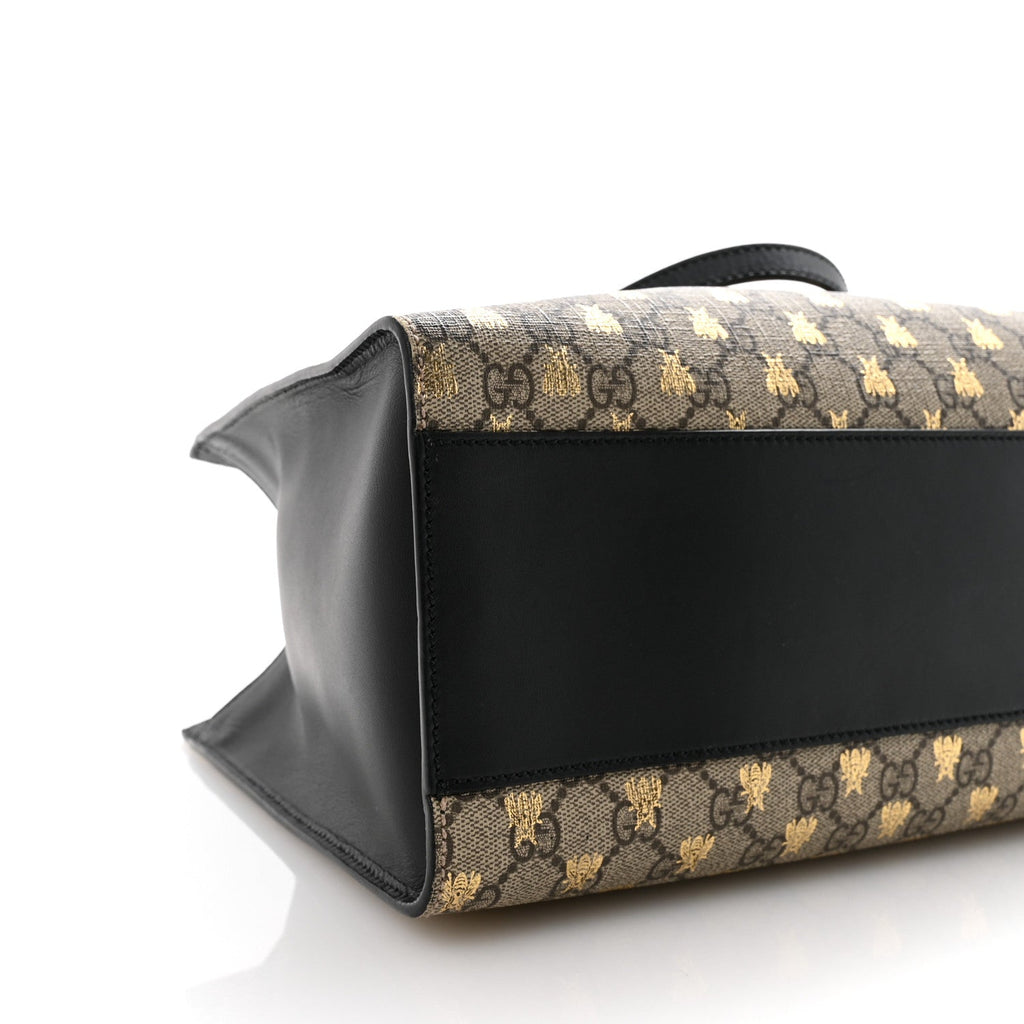 GG Supreme Monogram Bees Medium Padlock Tote Beige Oro Black product image 9, provided for visual reference and product