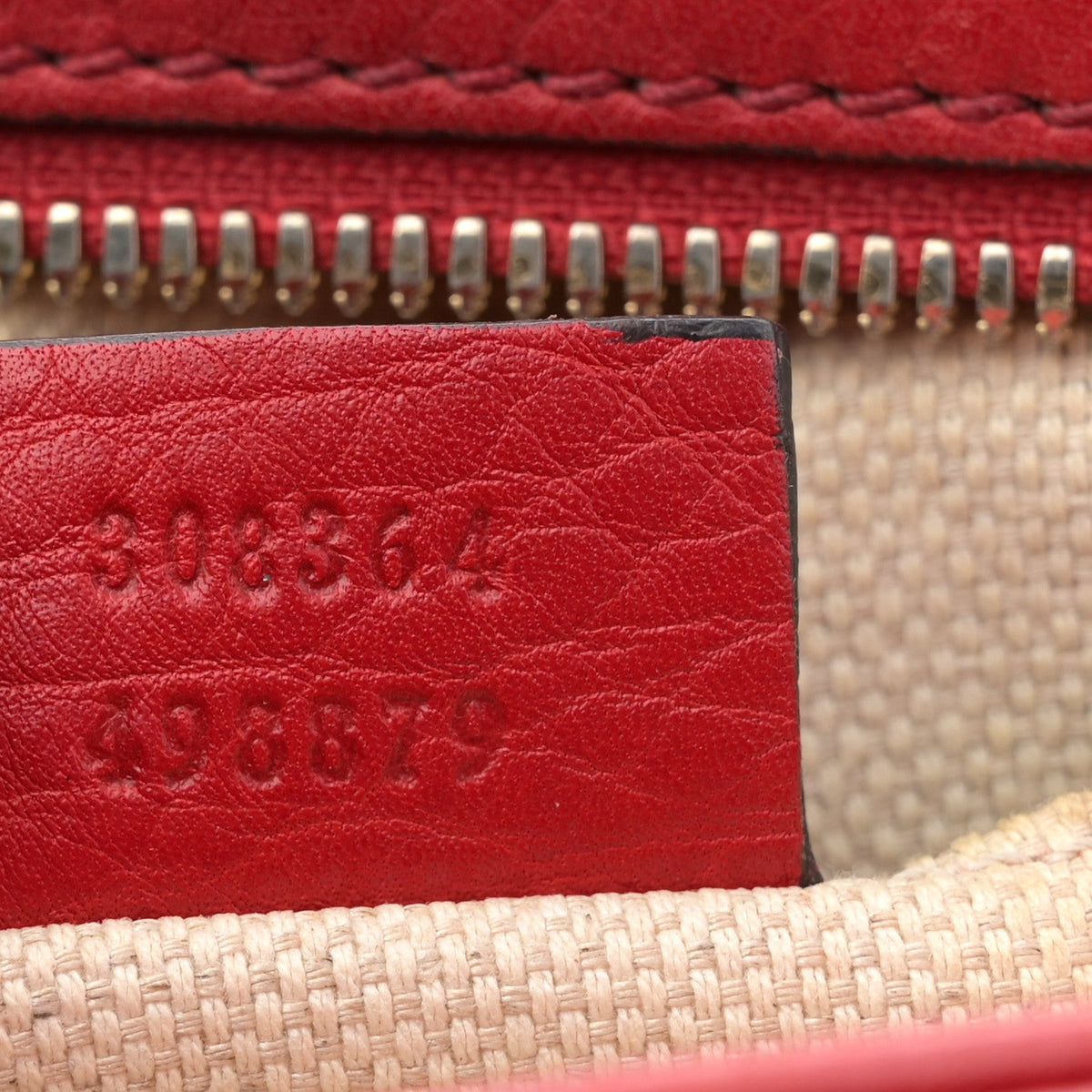 Pebbled Calfskin Small Soho Disco Bag Vibrant Red product image 7, provided for visual reference and product detail review