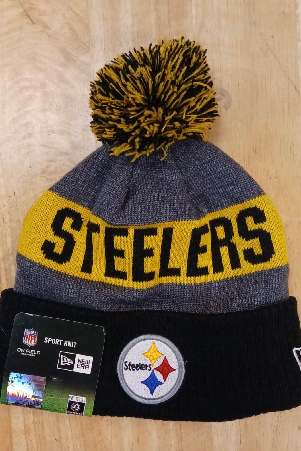 Pittsburgh Steelers NFL New Era winter Hat with Pom product image 1