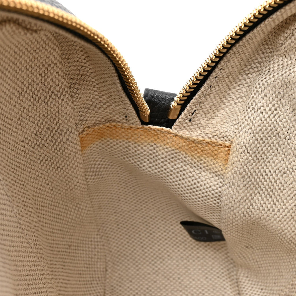 Pebbled Calfskin Small Soho Disco Bag Black product image 11, provided for visual reference and product detail review