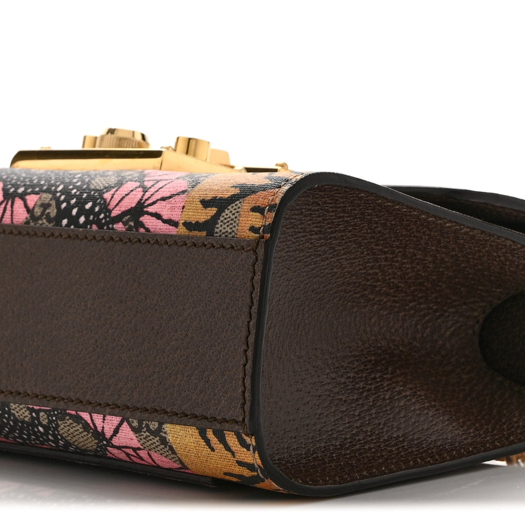 GG Supreme Monogram Bengal Small Padlock Shoulder Bag Beige Pink product image 11, provided for visual reference and product