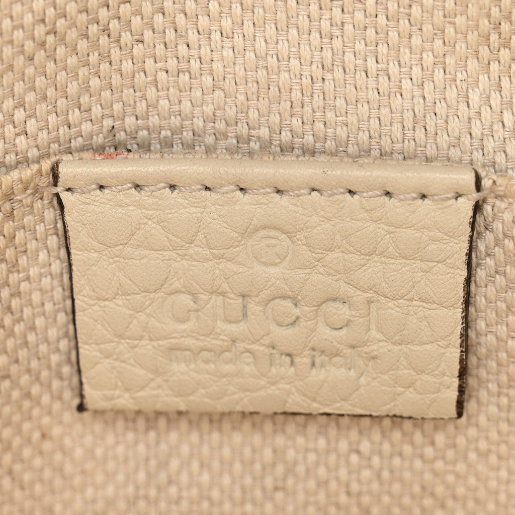 Pebbled Calfskin Small Soho Disco Bag Off White product image 16, provided for visual reference and product detail review