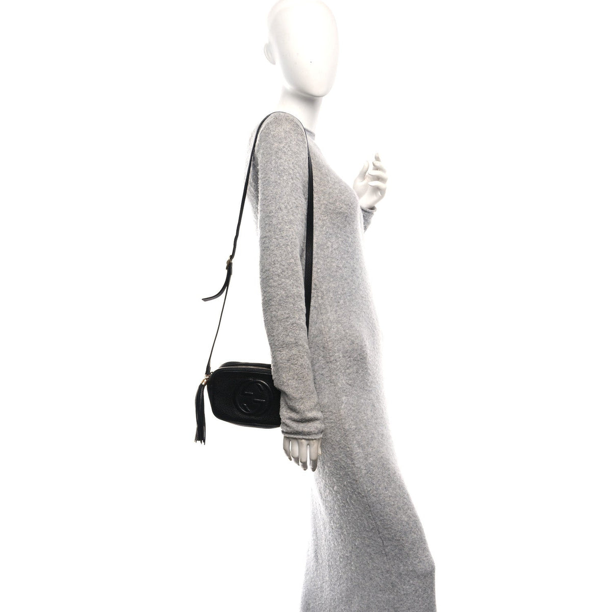 Pebbled Calfskin Small Soho Disco Bag Black product image 2, provided for visual reference and product detail review