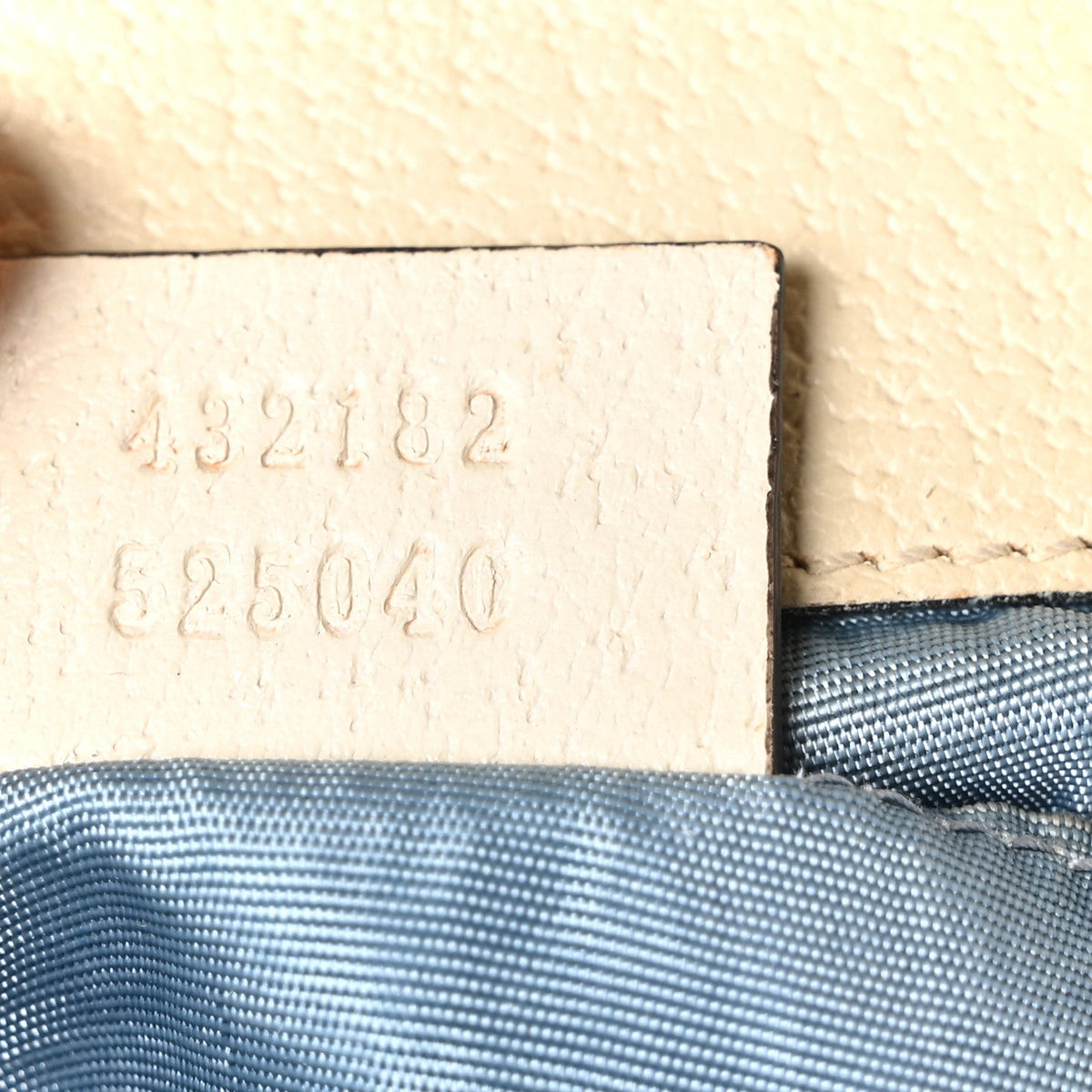 Grained Calfskin Bee Star Small Padlock Shoulder Bag White product image 7, provided for visual reference and product detail