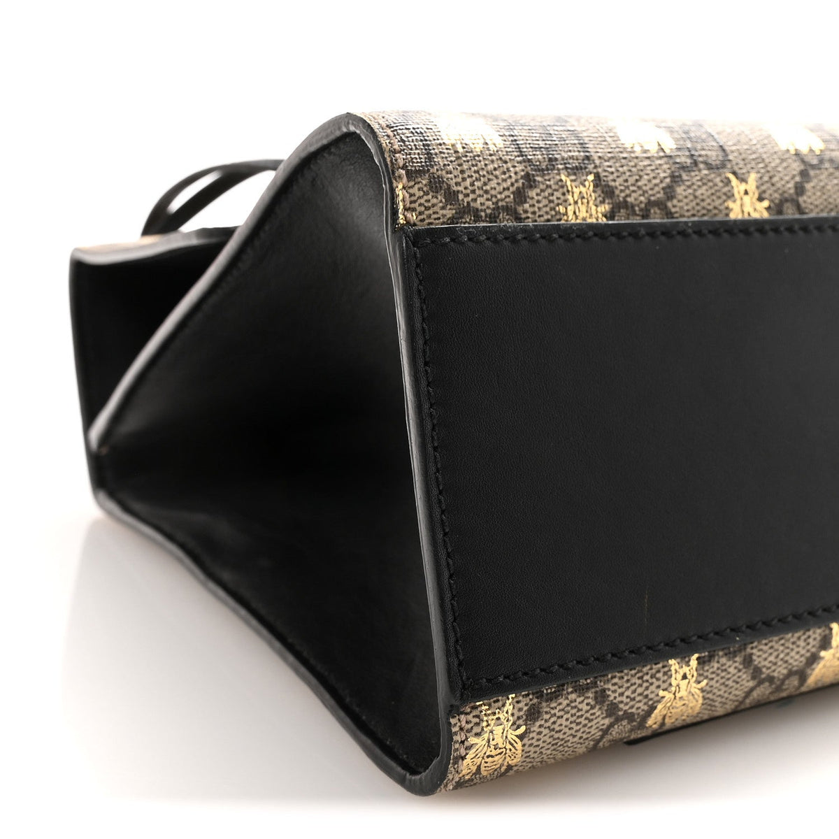 GG Supreme Monogram Bees Medium Padlock Shoulder Bag Beige Oro Black product image 9, provided for visual reference and