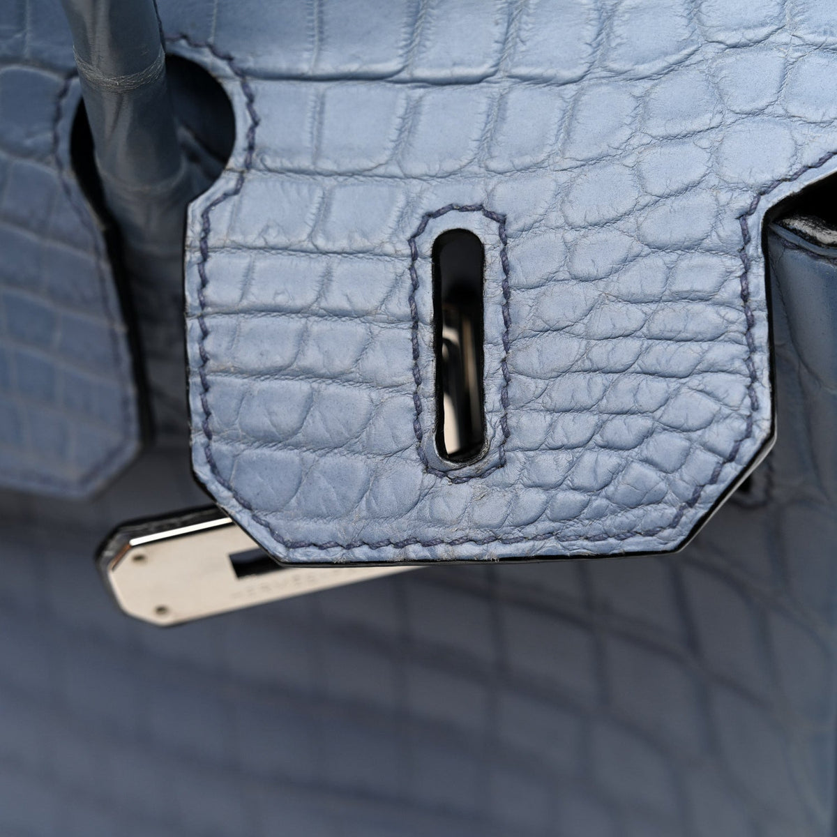 Matte Porosus Crocodile Birkin 30 Bleu Brighton product image 21, provided for visual reference and product detail review